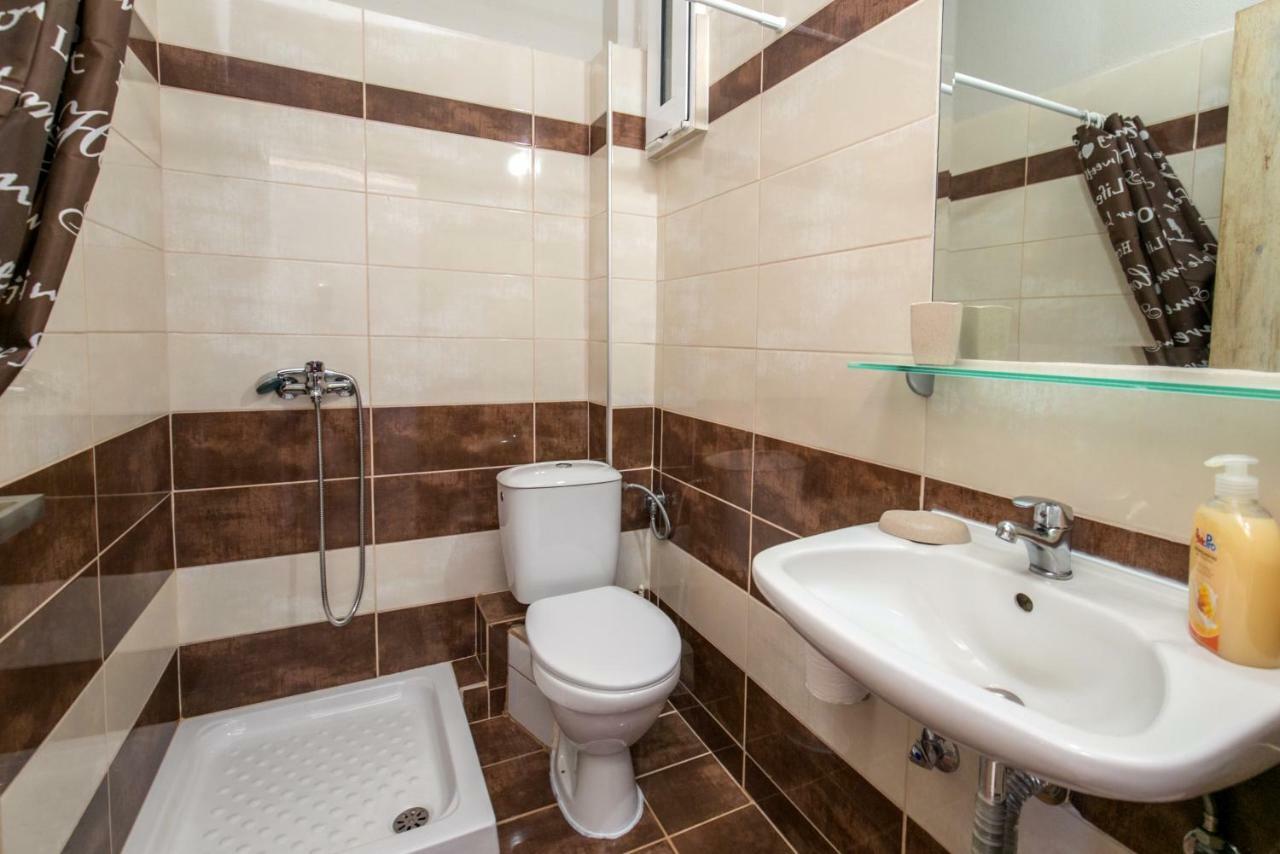 Apartment Evis *